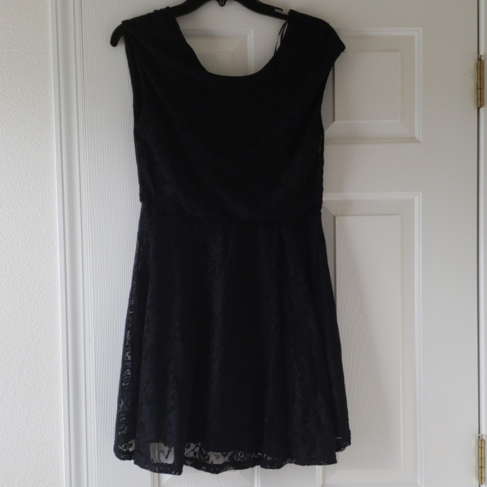 Black Lace Dress Size L